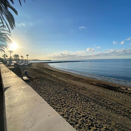 Marbella Beachfront Edificio Mayoral Primera Linea De Playa Y Centro Ciudad Con Barco Opcional Exterior foto